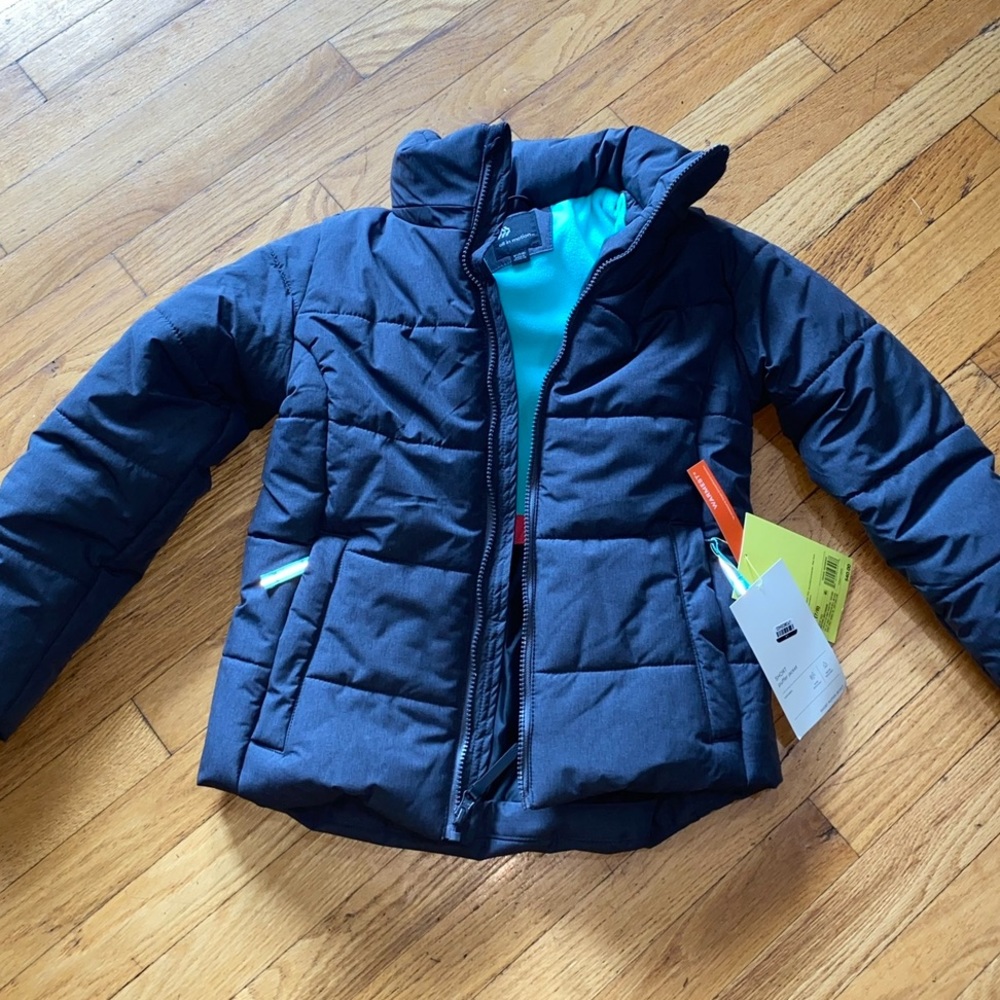 All in motion girls puffer jacket size 7/8 new